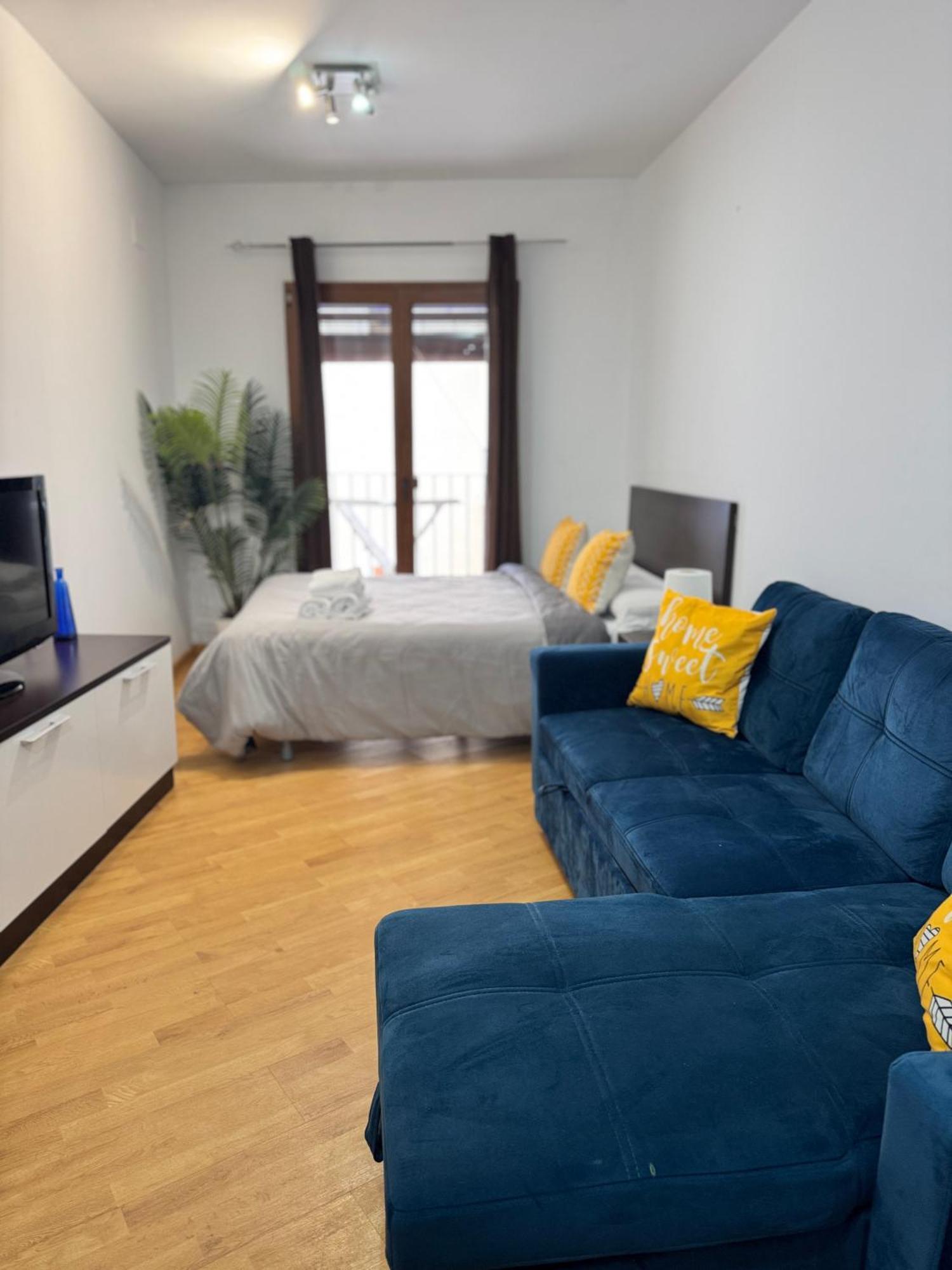 Wave Apartments Ла-Віла-Джойоза Екстер'єр фото
